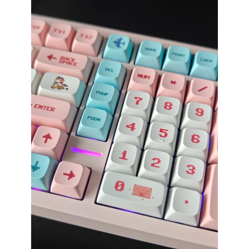 Pixel Style Themed Keycaps XDA - đánh giá và giá Gaming Accessories Aesthetic